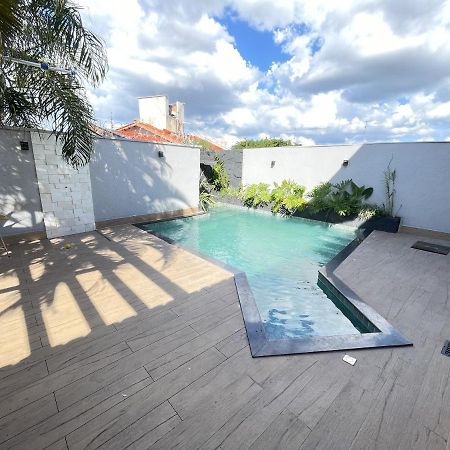 Casa Malta Goiania Villa Exterior photo